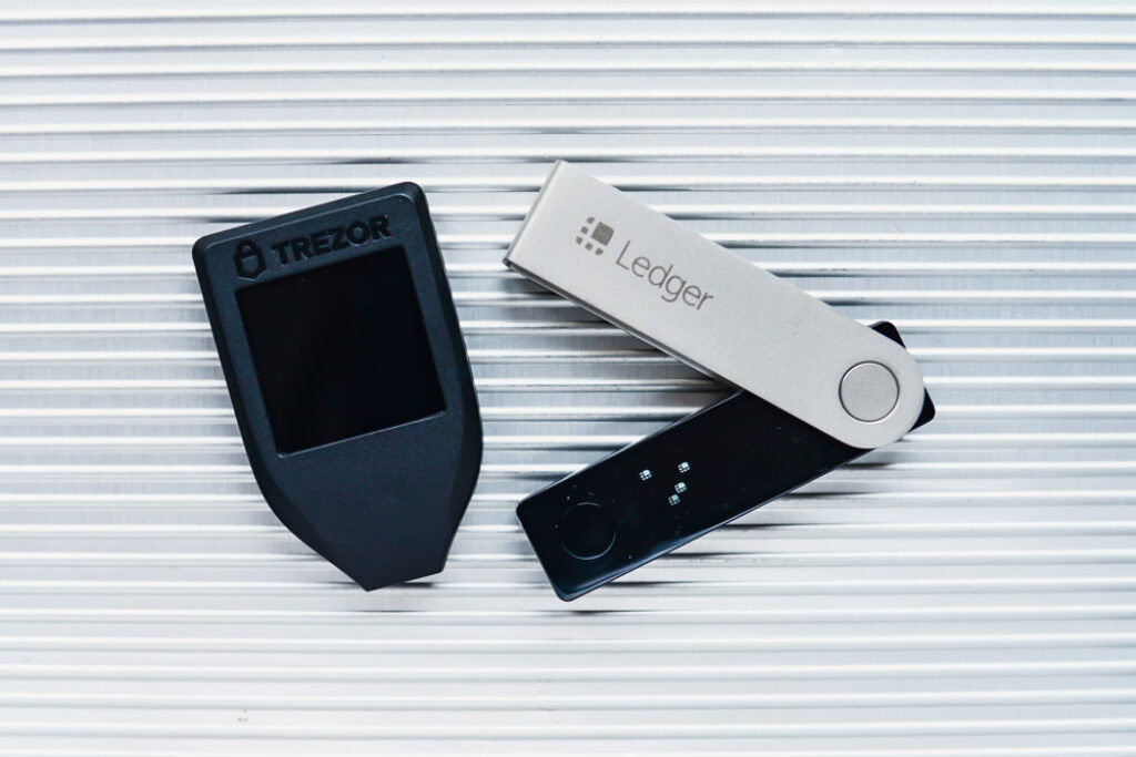 popular hardware wallets trezor and ledger